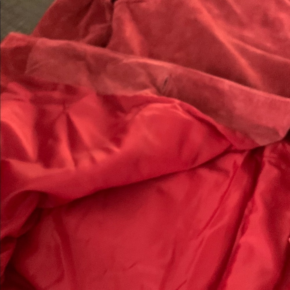 Large Leather Elegant Red Women's Jacket P2P 22 - Picture 6 of 7
